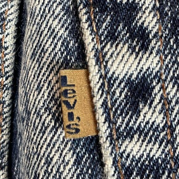 Vintage Levi’s brown tab high rise tapered leg acid wash jeans - Picture 8 of 11